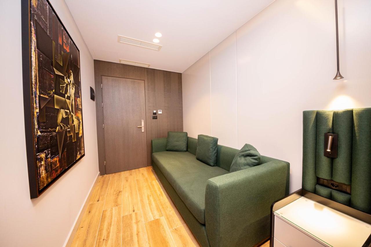 Hotel Lili-1 Sarandë Eksteriør billede