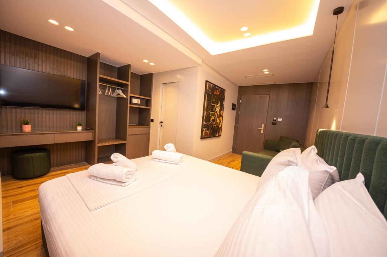 Hotel Lili-1 Sarandë Eksteriør billede