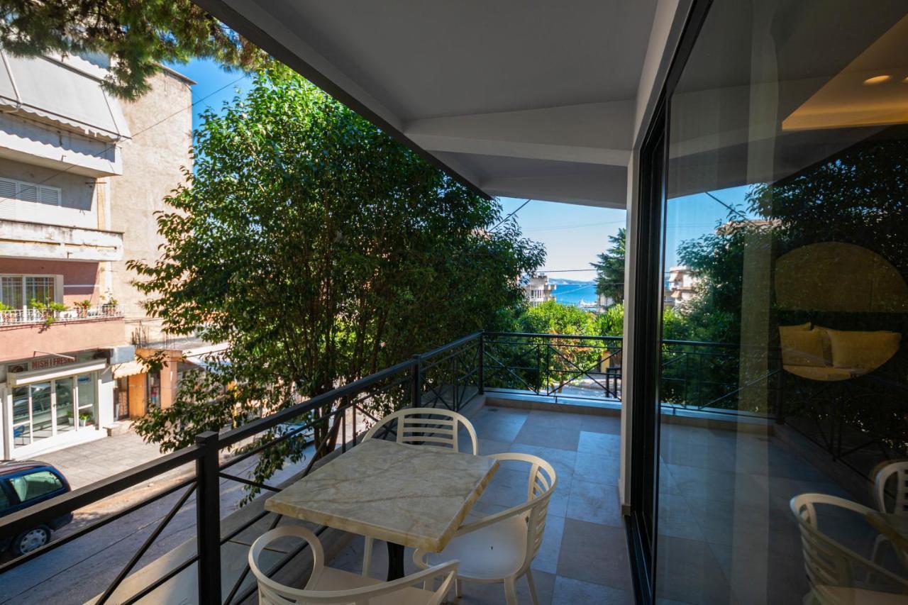 Hotel Lili-1 Sarandë Eksteriør billede