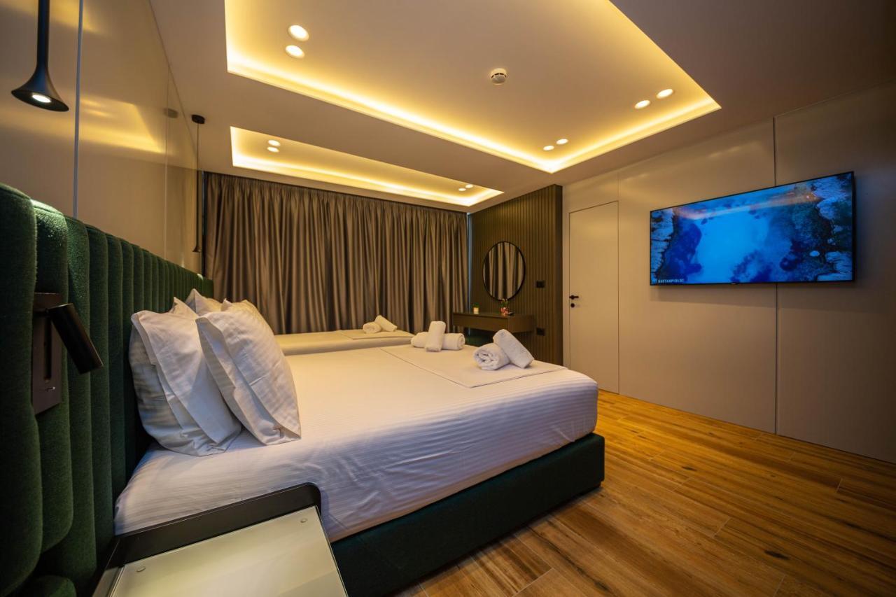 Hotel Lili-1 Sarandë Eksteriør billede