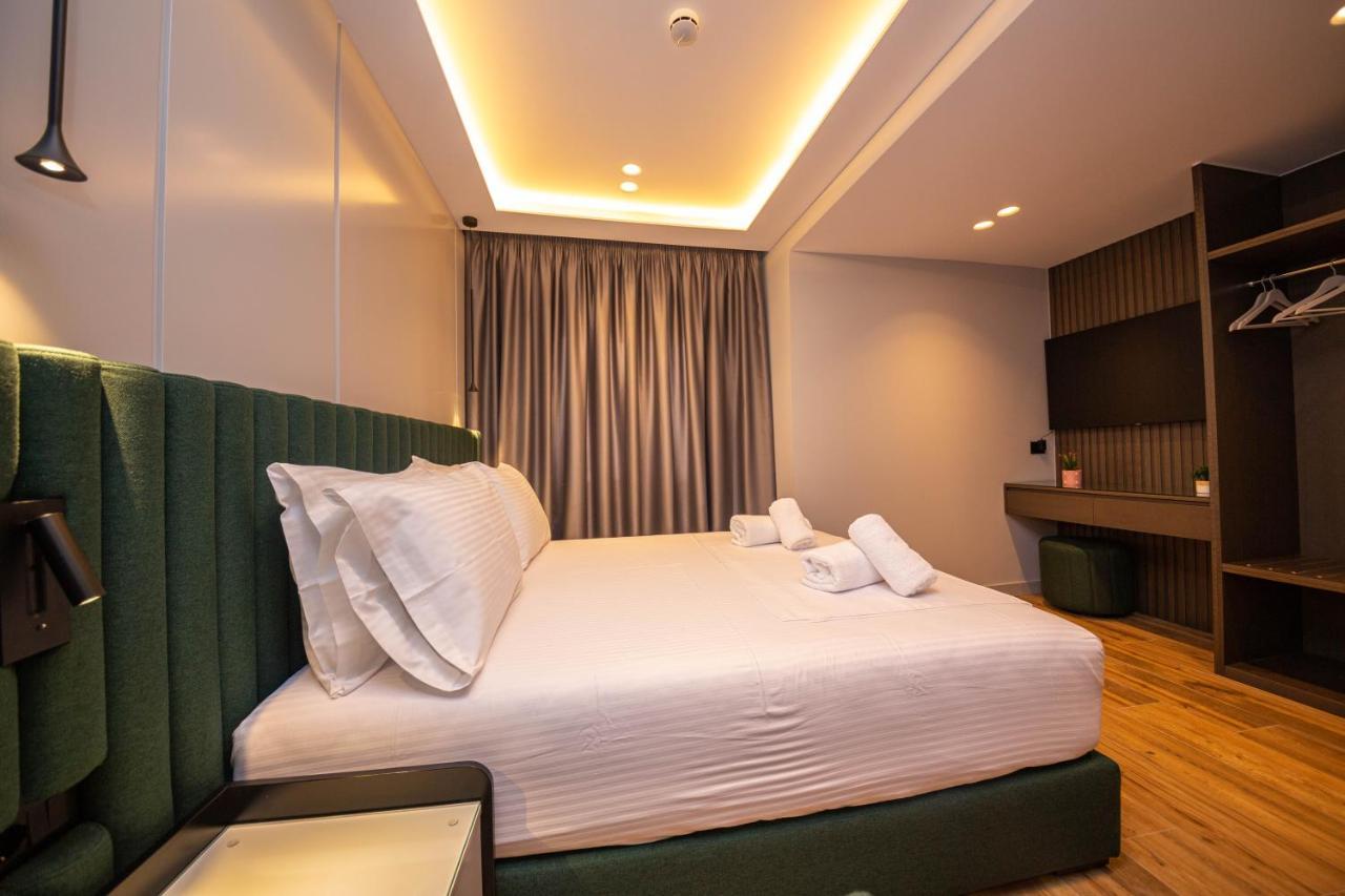 Hotel Lili-1 Sarandë Eksteriør billede